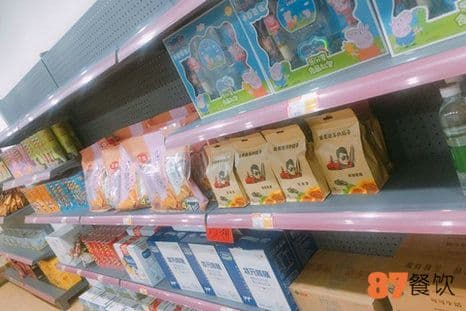 心晨食代加盟 火遍盐城的小吃零食店，开启餐饮服务新篇章